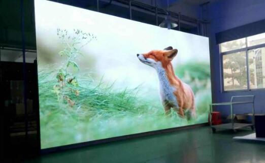 小間距LED顯示屏在市場(chǎng)越來(lái)越受歡迎